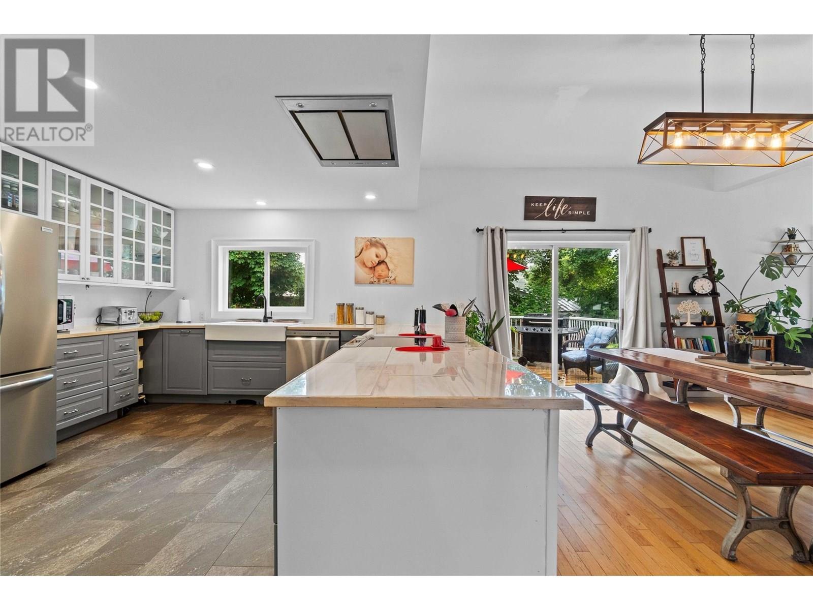 1207 George Street. Enderby, British Columbia