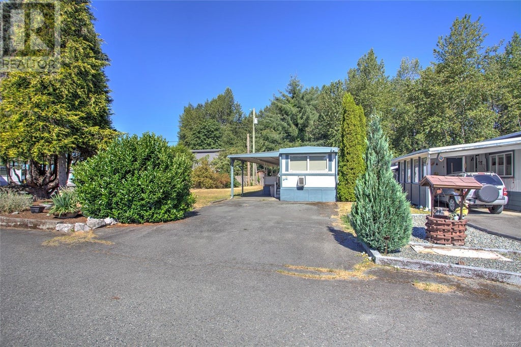302 2885 Boys Road, Duncan