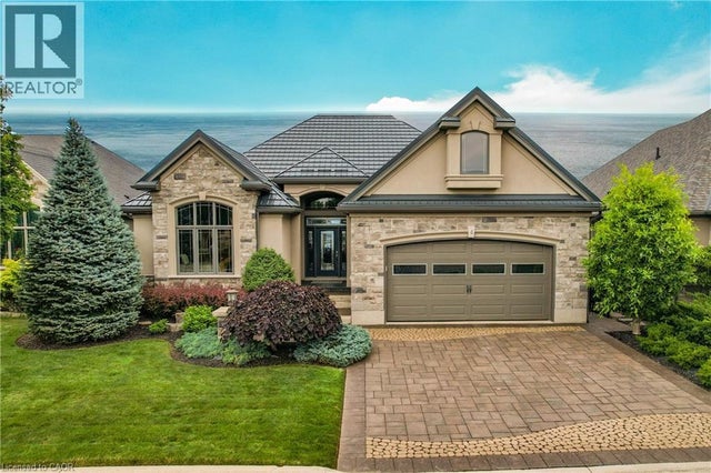 61 Lake Street Unit# 4, Grimsby