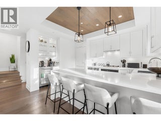 1308 Richter Street Unit# 107. Kelowna, British Columbia