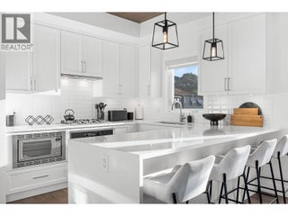 1308 Richter Street Unit# 107. Kelowna, British Columbia