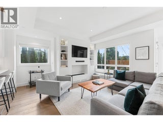 1308 Richter Street Unit# 107. Kelowna, British Columbia