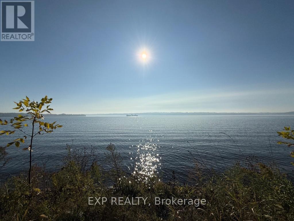 669 North Shore Drive E, Otonabee-South Monaghan