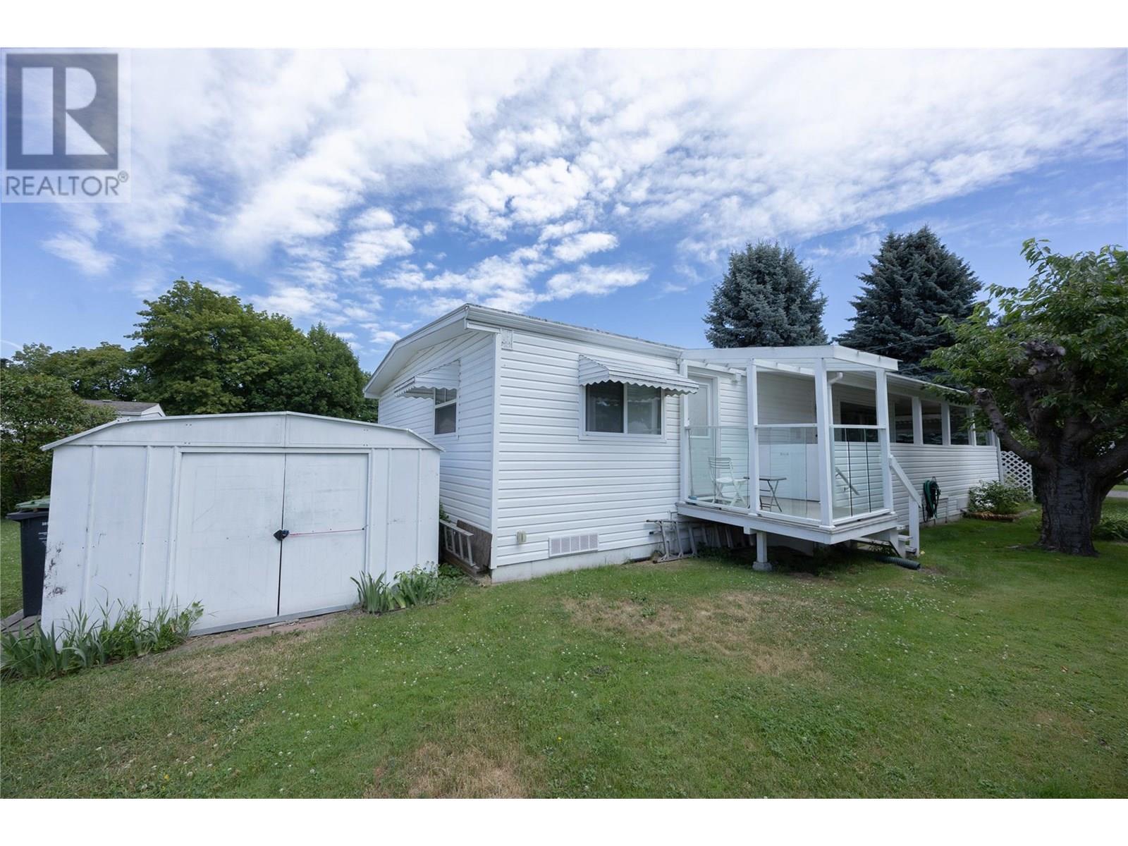 3535 Casorso Road Unit# 85. Kelowna, British Columbia