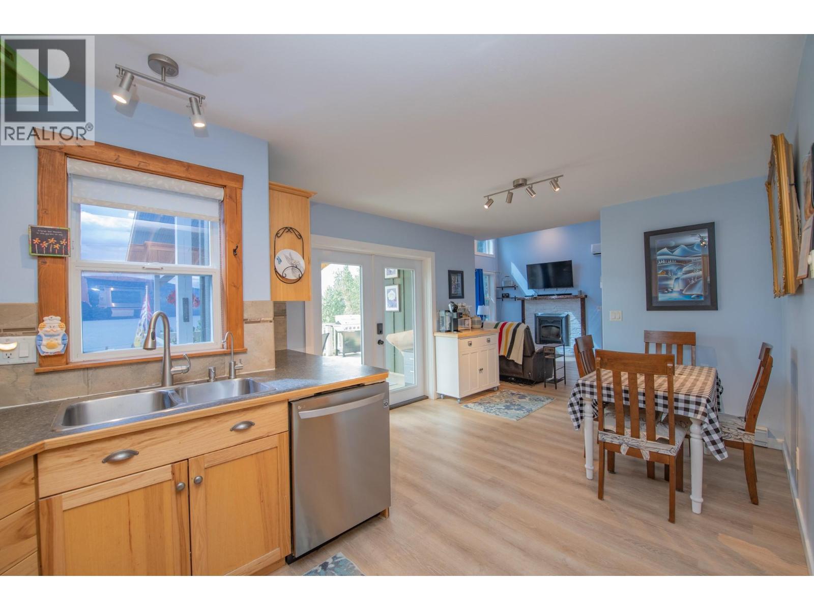 10351 Westshore Road. Vernon, British Columbia