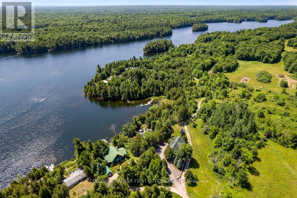 320 Pike Lake Route 12 Road, Tay Valley