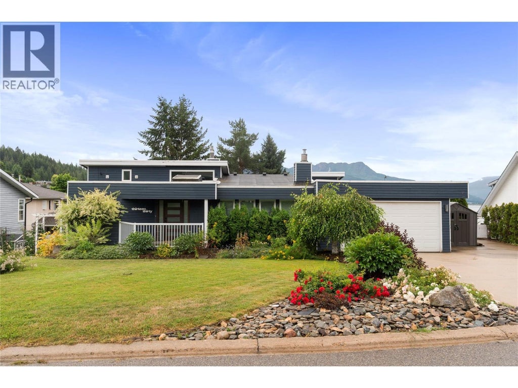 1330 50 Avenue Ne, Salmon Arm