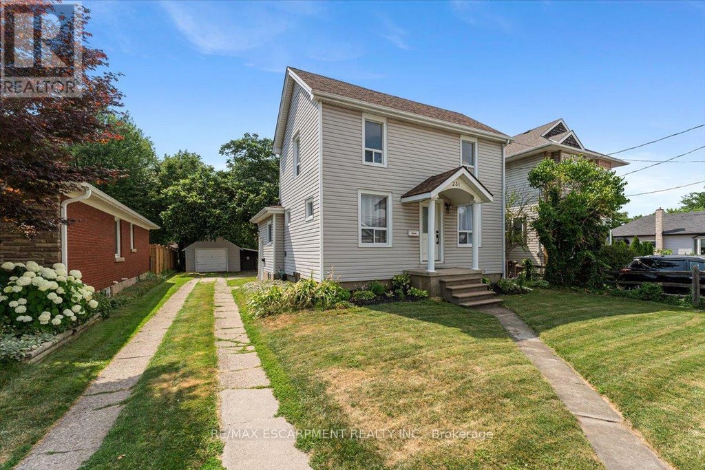 231 Vine Street, St. Catharines (fairview)