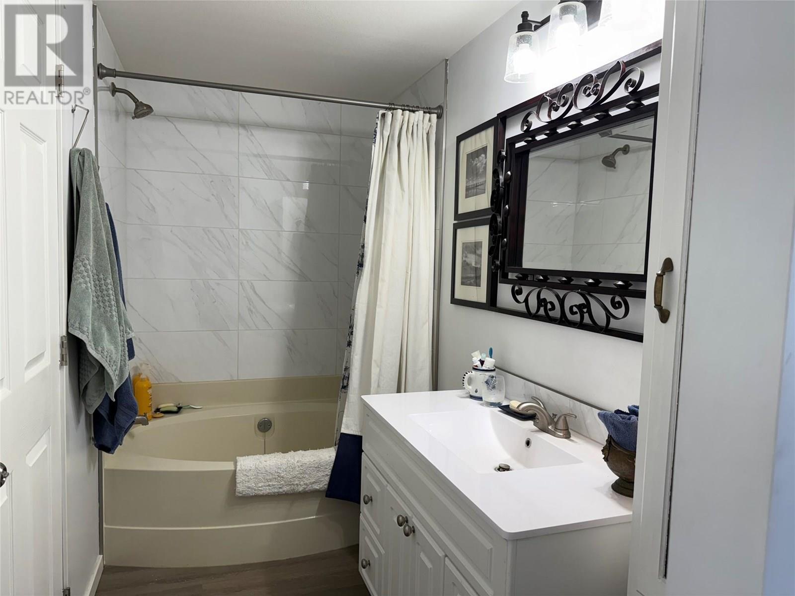 2930 Brown Road Unit# 12. Salmon Arm, British Columbia