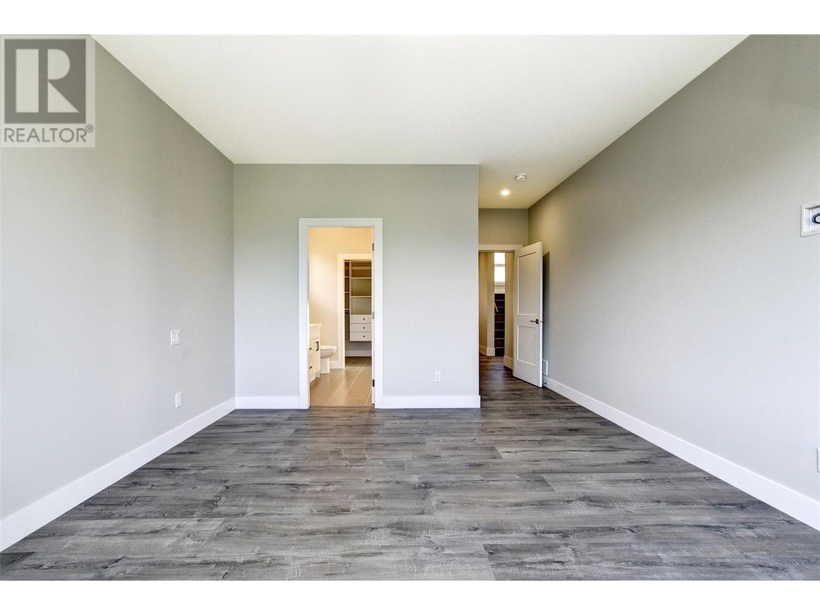 1051 Aurora Heights. West Kelowna, British Columbia