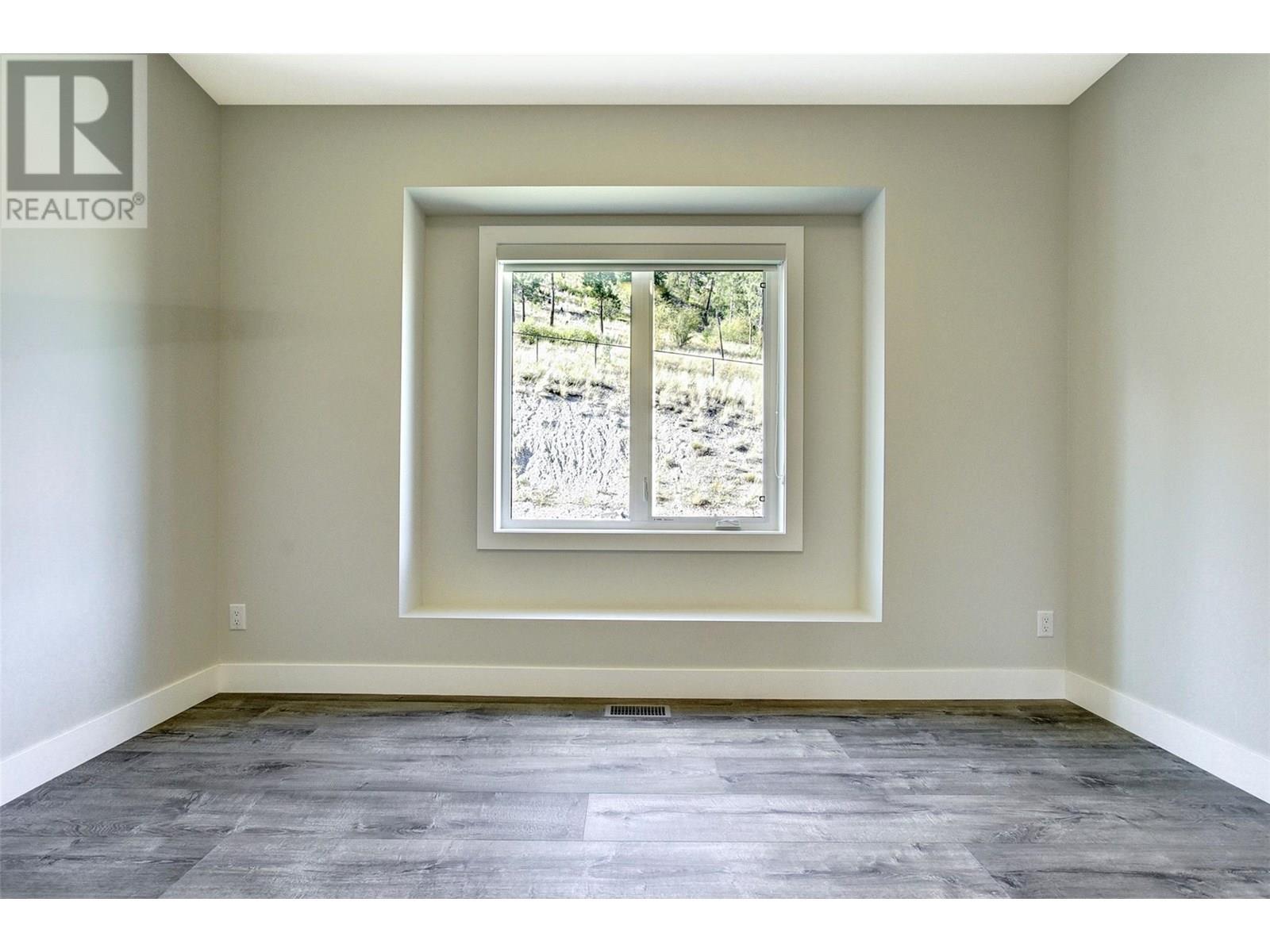 1051 Aurora Heights. West Kelowna, British Columbia