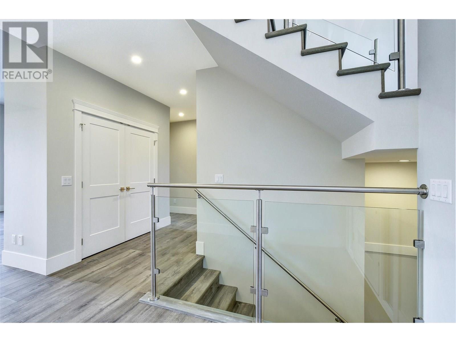 1051 Aurora Heights. West Kelowna, British Columbia