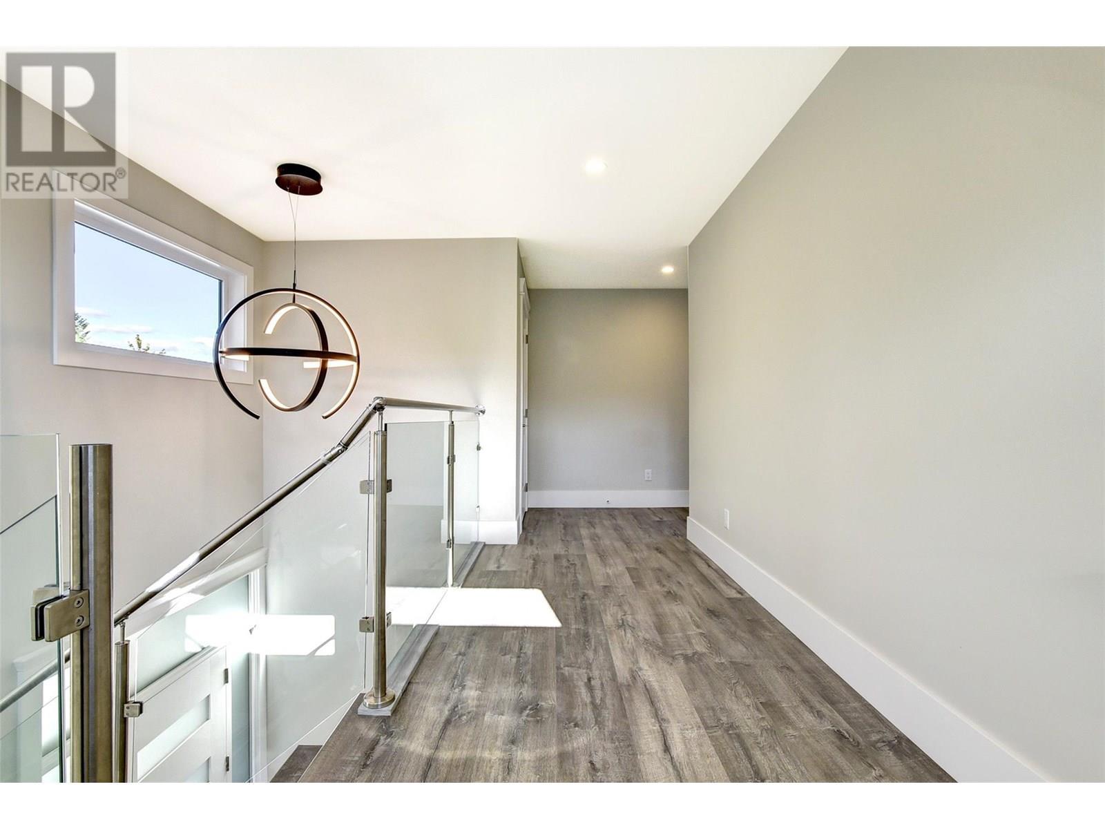 1051 Aurora Heights. West Kelowna, British Columbia