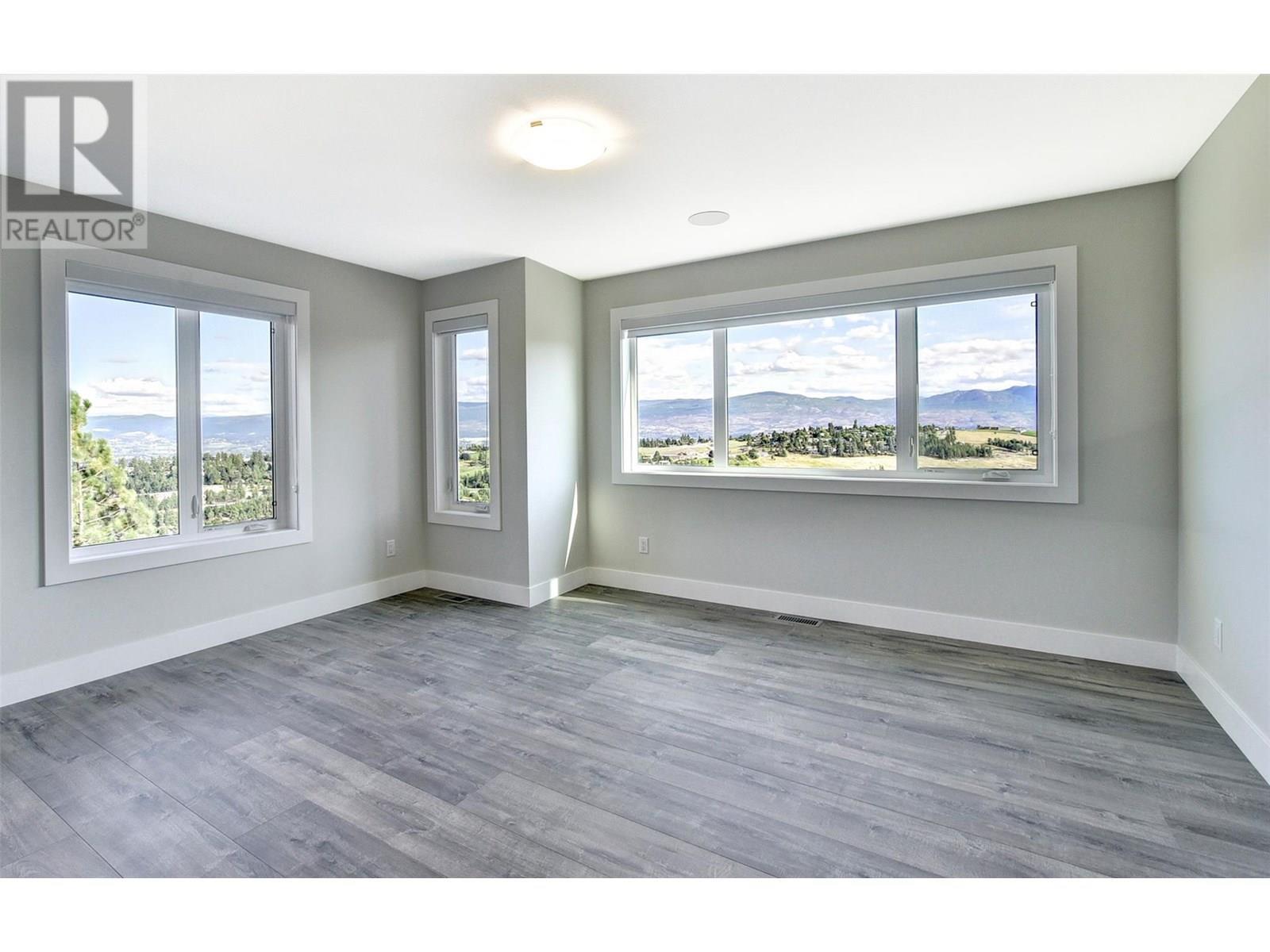 1051 Aurora Heights. West Kelowna, British Columbia