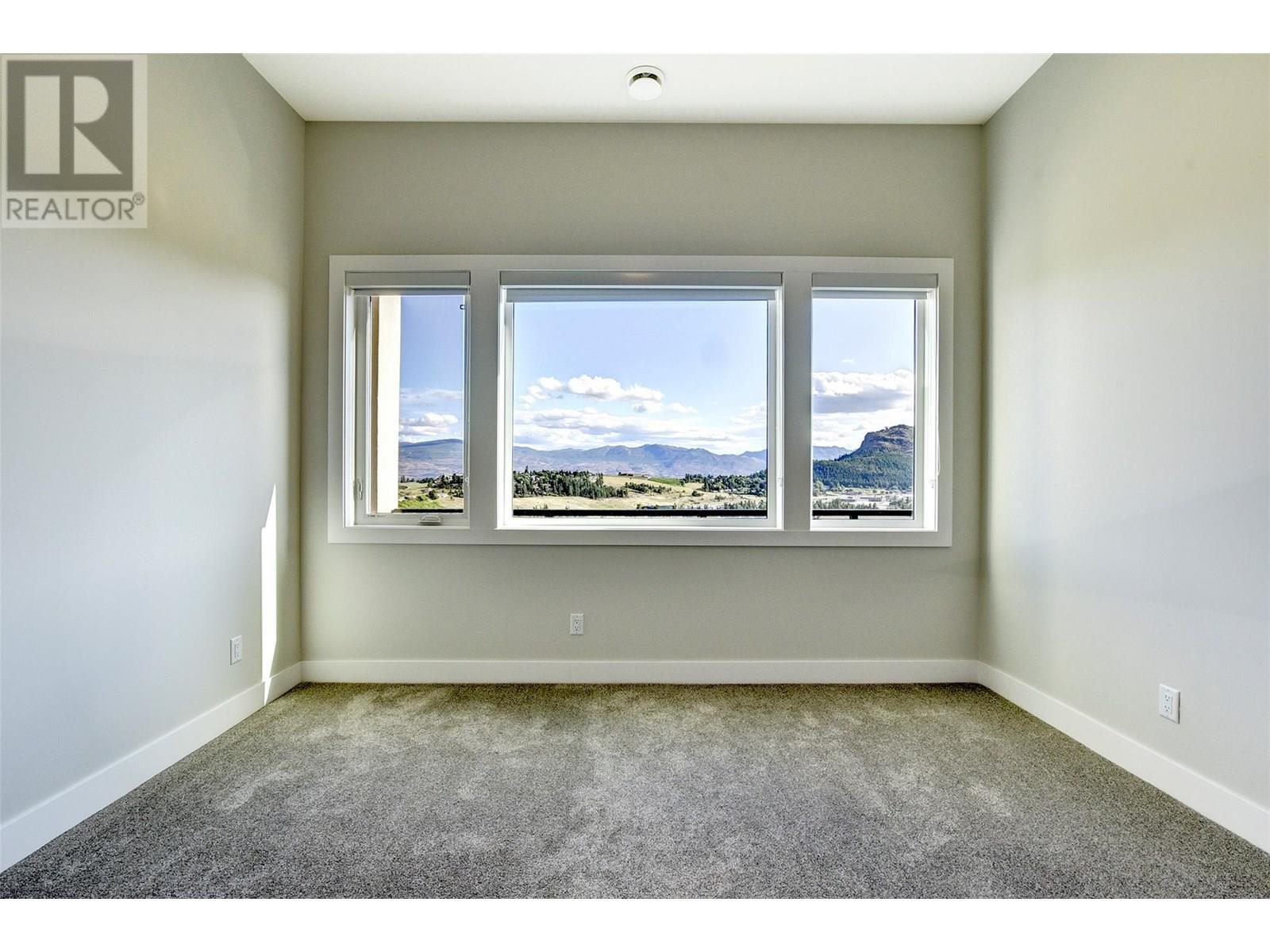 1051 Aurora Heights. West Kelowna, British Columbia