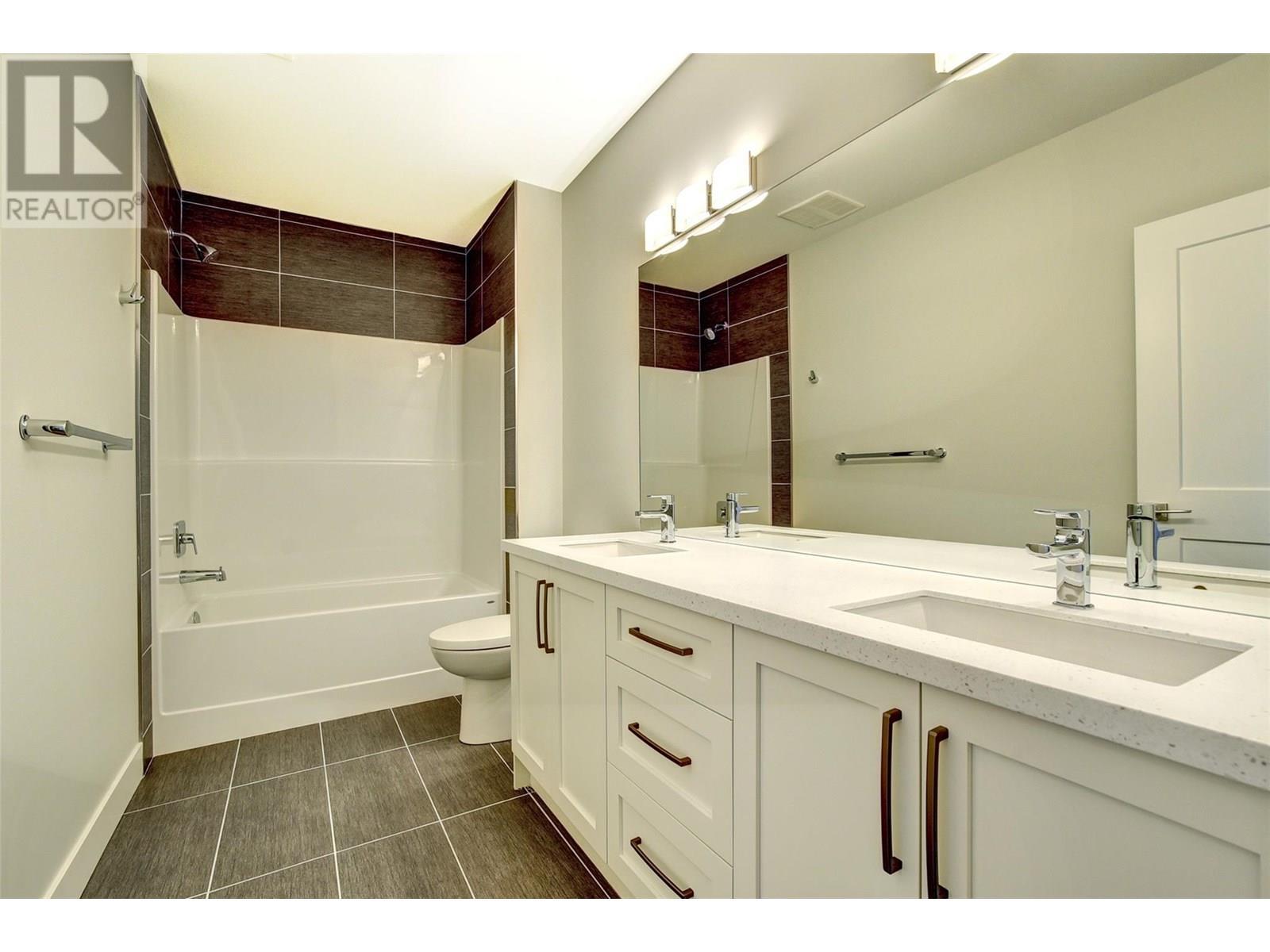 1051 Aurora Heights. West Kelowna, British Columbia