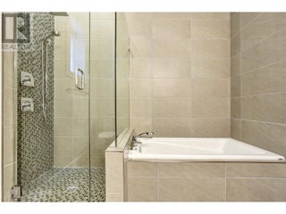 1051 Aurora Heights. West Kelowna, British Columbia