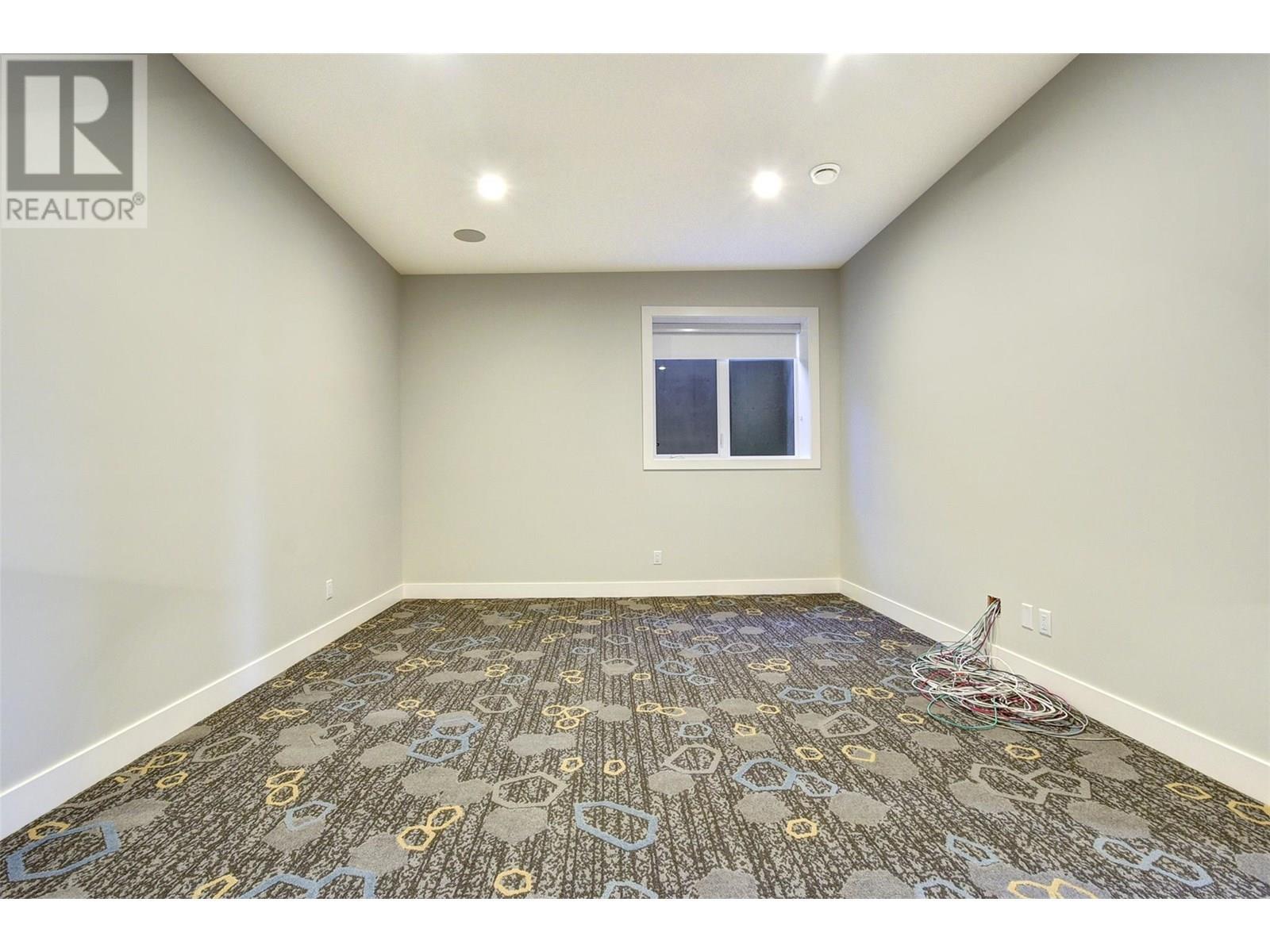 1051 Aurora Heights. West Kelowna, British Columbia