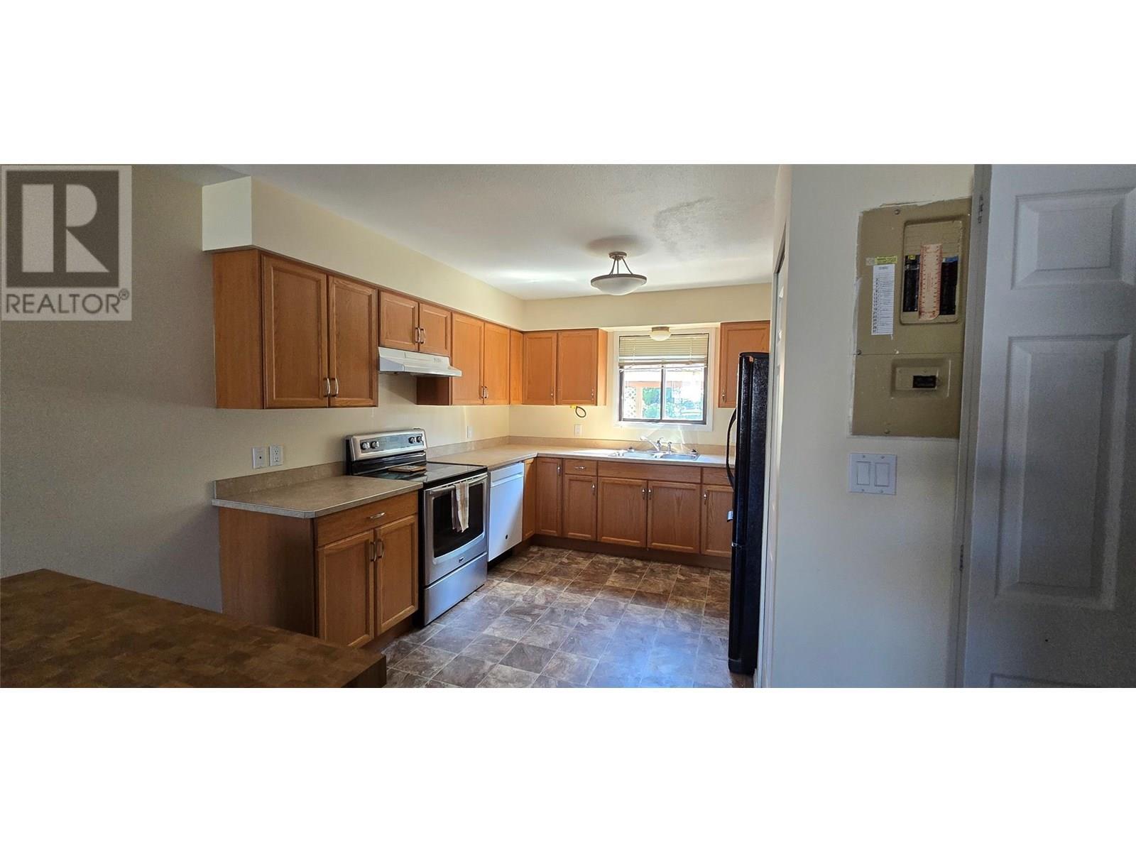 10 Cactus Crescent. Osoyoos, British Columbia