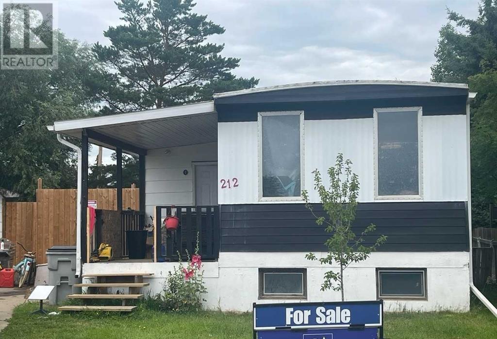 212 4 Streetcrescent, Wainwright