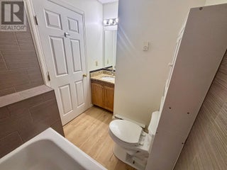 3610 Eagle Bay Road Unit# D. Eagle Bay, British Columbia