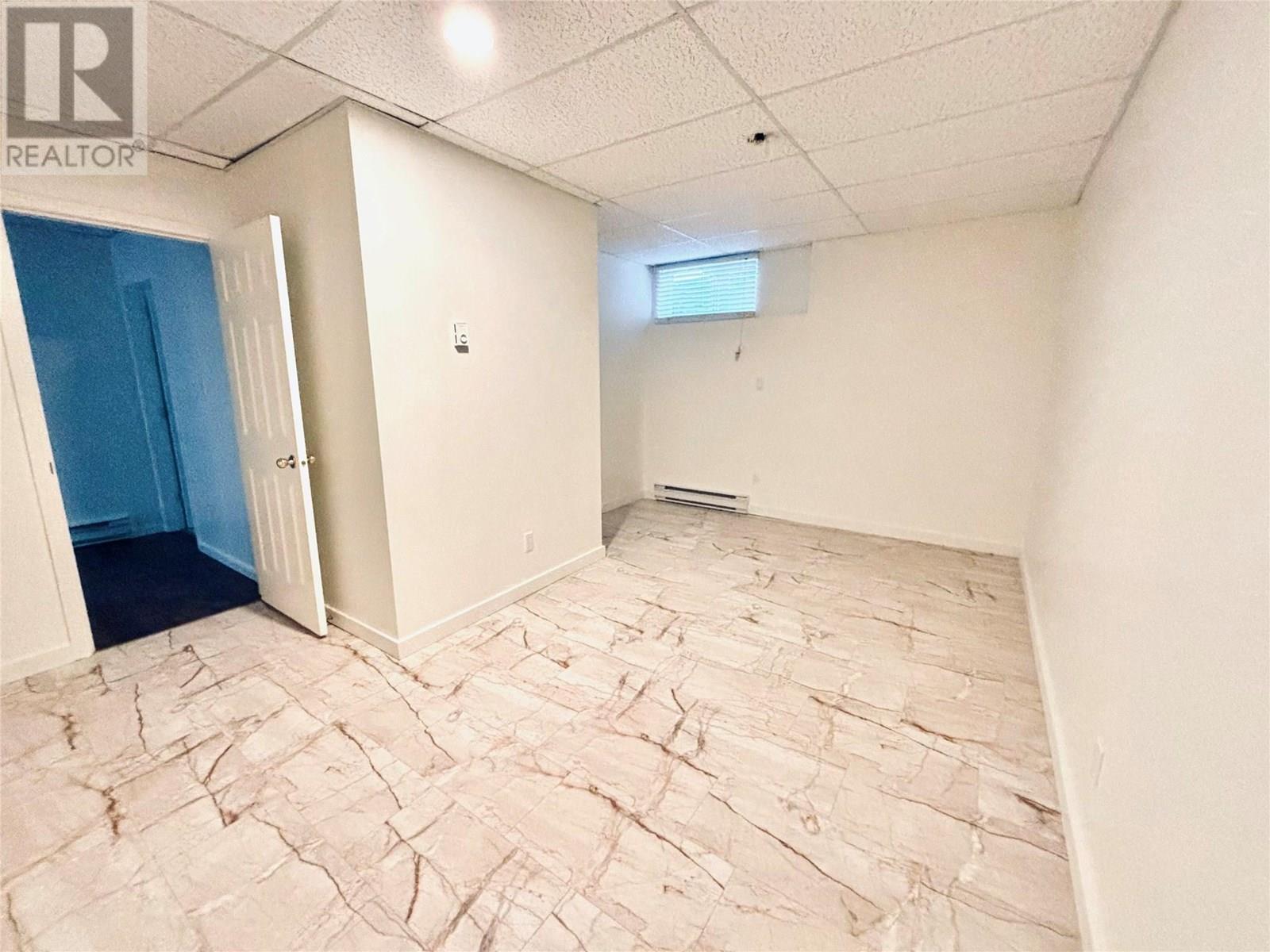 3610 Eagle Bay Road Unit# D. Eagle Bay, British Columbia