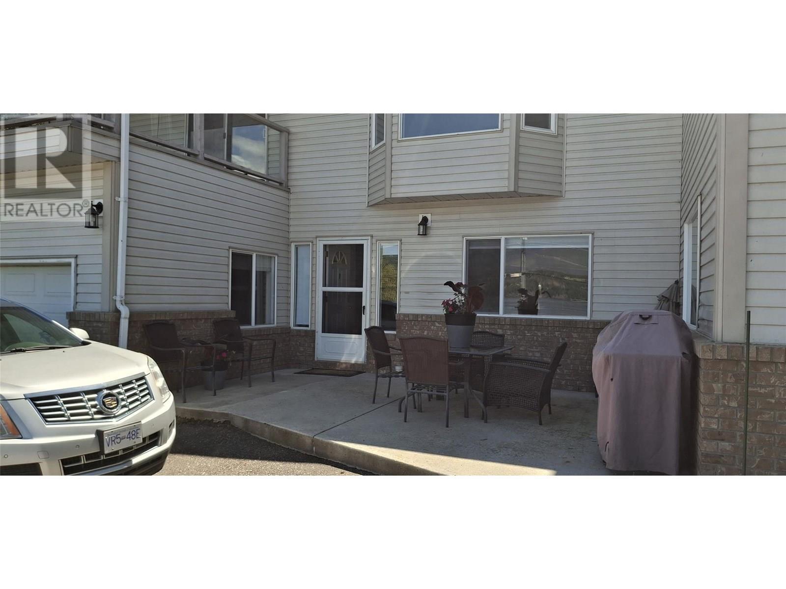 3610 Eagle Bay Road Unit# D. Eagle Bay, British Columbia