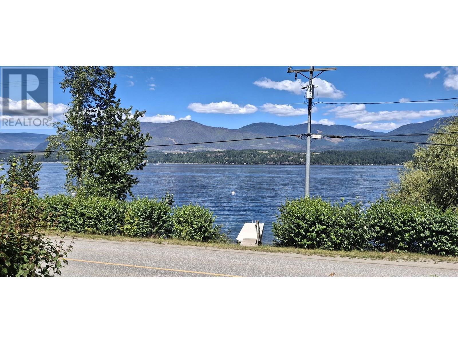 3610 Eagle Bay Road Unit# D. Eagle Bay, British Columbia