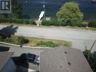 3610 Eagle Bay Road Unit# D. Eagle Bay, British Columbia