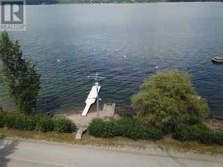 3610 Eagle Bay Road Unit# D. Eagle Bay, British Columbia