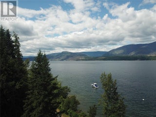 3610 Eagle Bay Road Unit# D. Eagle Bay, British Columbia