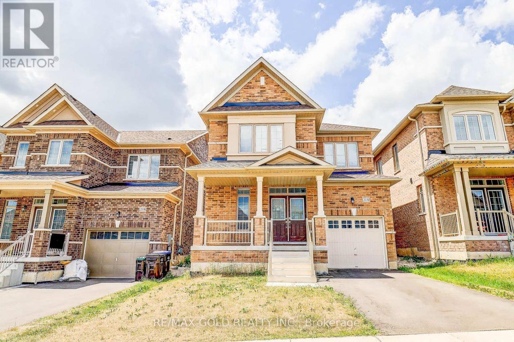 2176 Lozenby Street, Innisfil