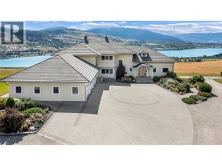 202 Stepping Stones Crescent. Armstrong, British Columbia
