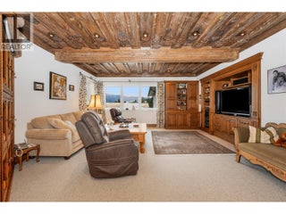 202 Stepping Stones Crescent. Armstrong, British Columbia