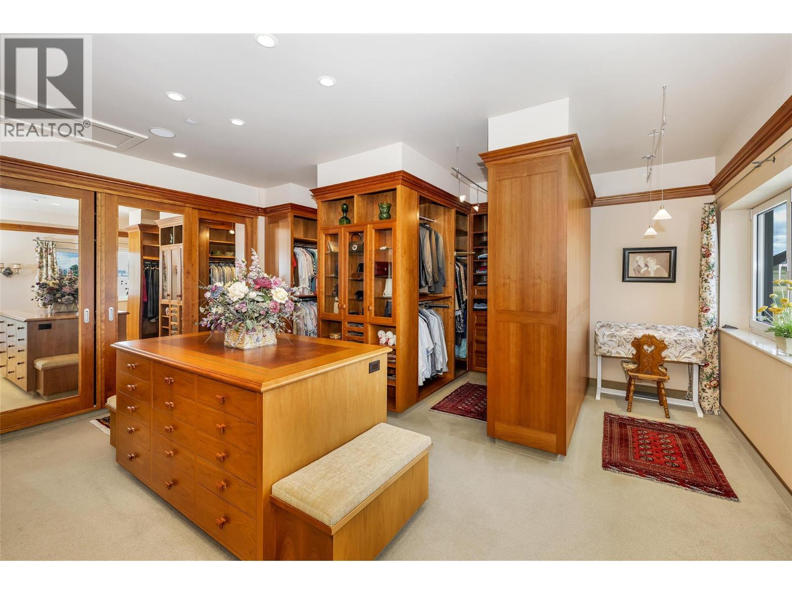 202 Stepping Stones Crescent. Armstrong, British Columbia