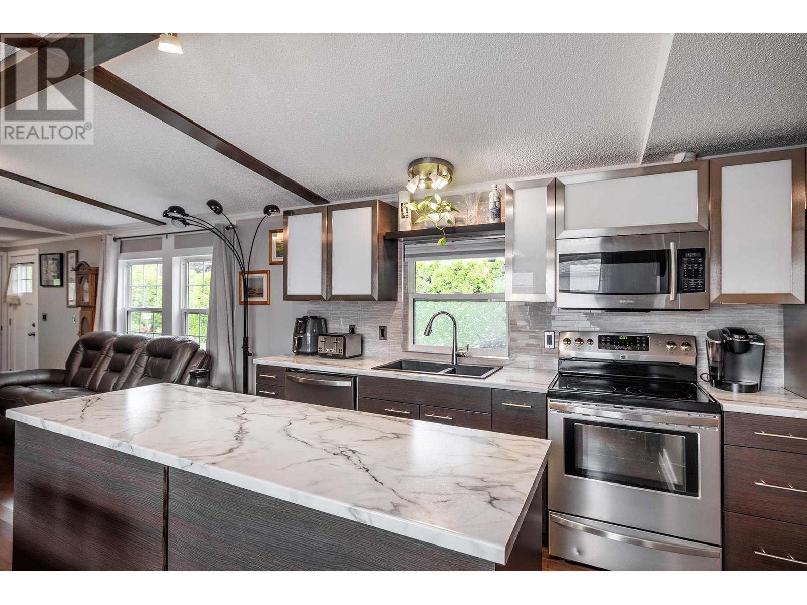 3381 Village Green Way Unit# 70. Westbank, British Columbia