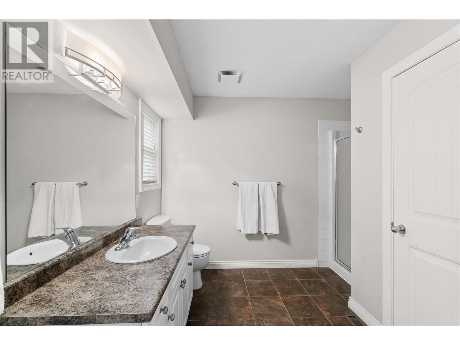 2042 Moonbeam Close. West Kelowna, British Columbia