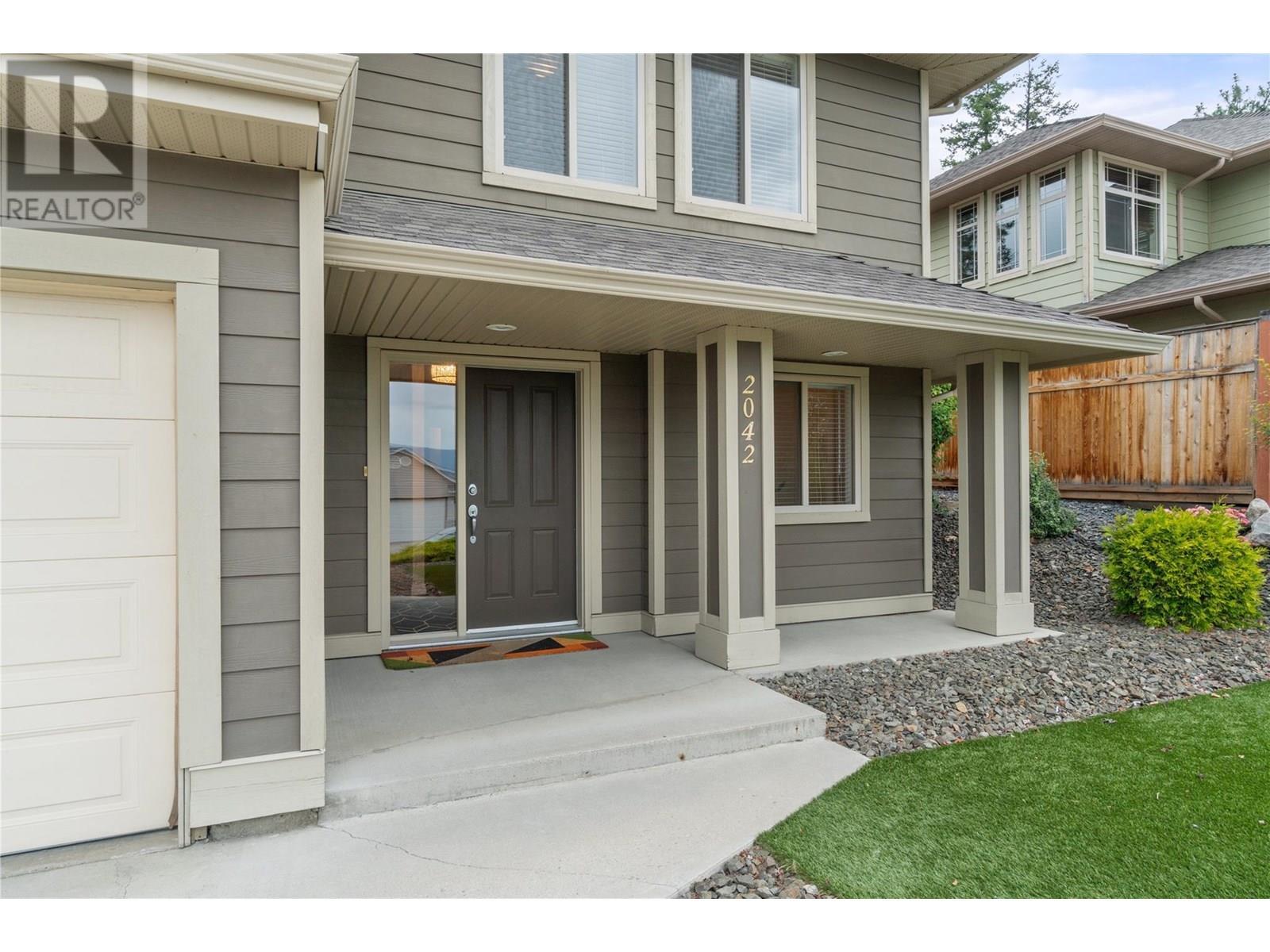 2042 Moonbeam Close. West Kelowna, British Columbia