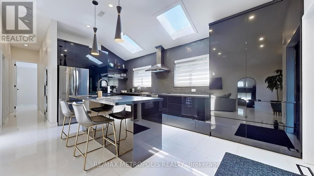 640 Lansdowne Drive, Oshawa (eastdale)