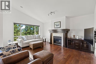 5318 Trickle Creek Drive. Kelowna, British Columbia