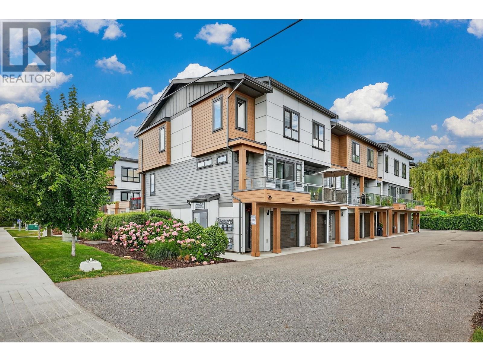11581 Rogers Road Unit# 306. Lake Country, British Columbia