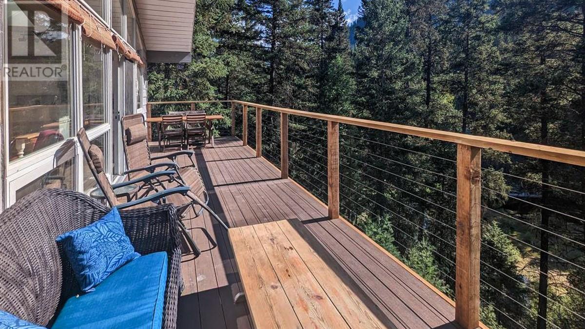 221 Prospect Drive. Princeton, British Columbia