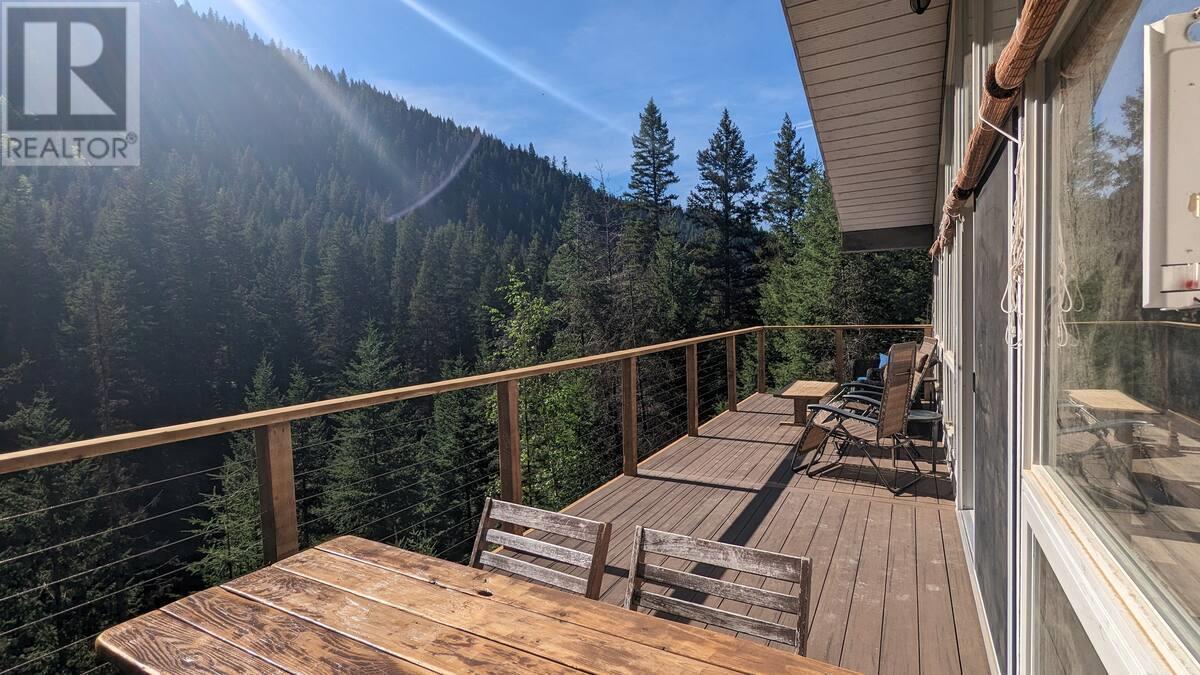 221 Prospect Drive. Princeton, British Columbia