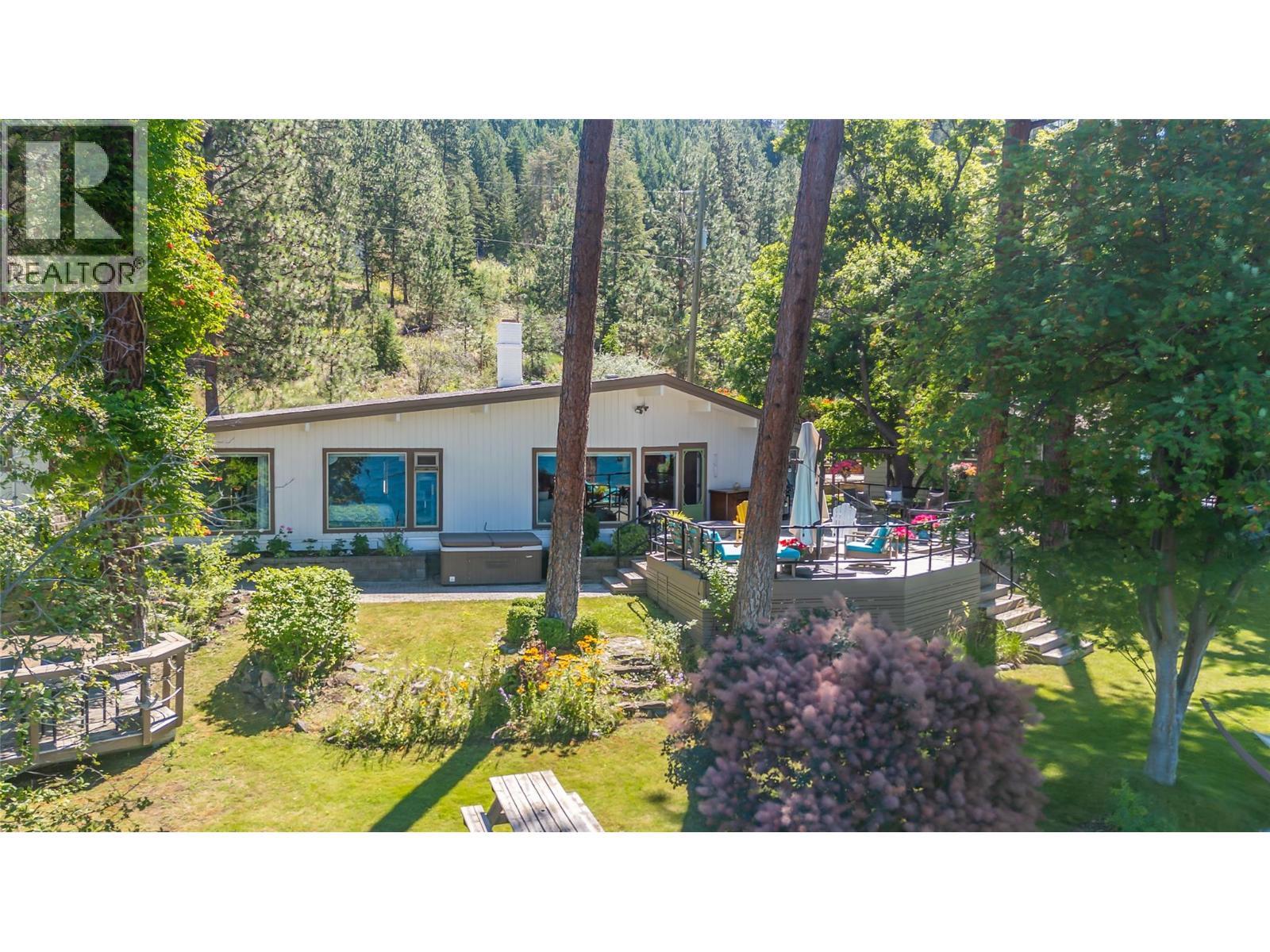 12110 Trewhitt Road W. Lake Country, British Columbia