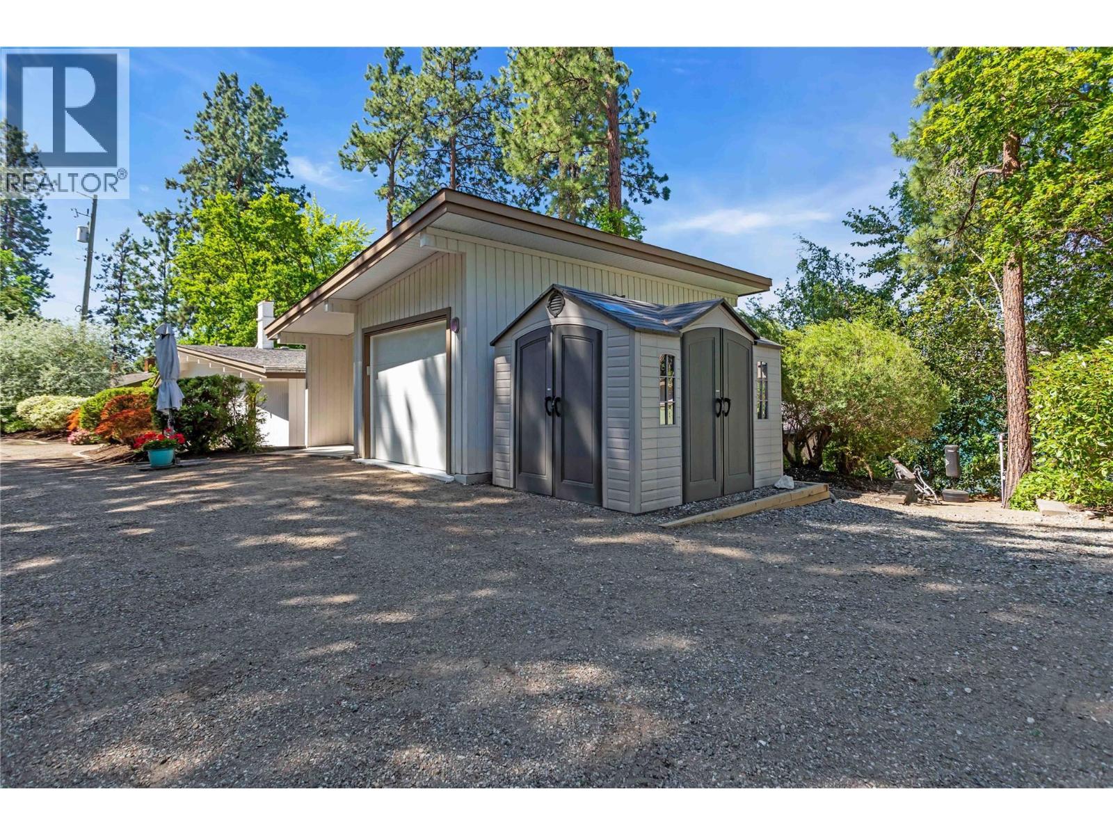 12110 Trewhitt Road W. Lake Country, British Columbia