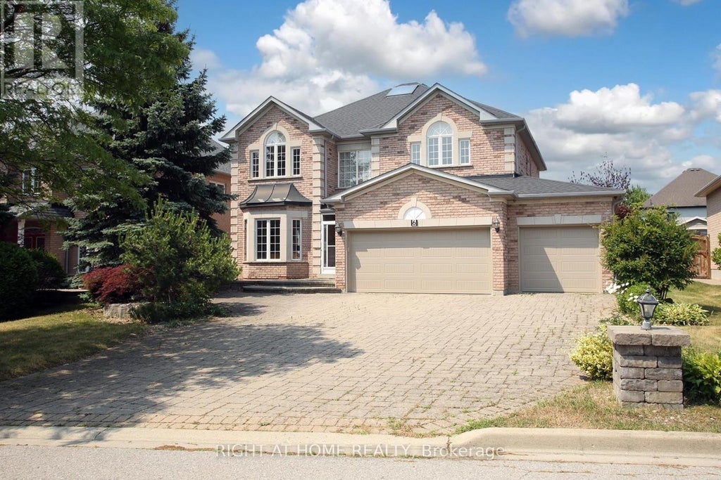6 Pembrooke Road, Markham (cachet)