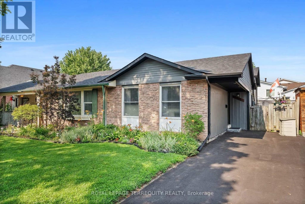 425 Lesabre Street, Oshawa (eastdale)