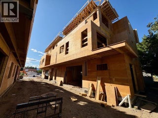 4495 Walker Road Unit# 2. Kelowna, British Columbia