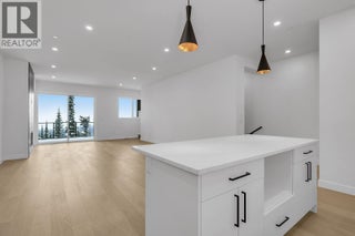 4495 Walker Road Unit# 2. Kelowna, British Columbia