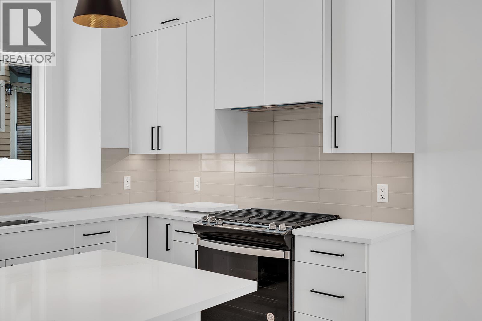 4495 Walker Road Unit# 2. Kelowna, British Columbia